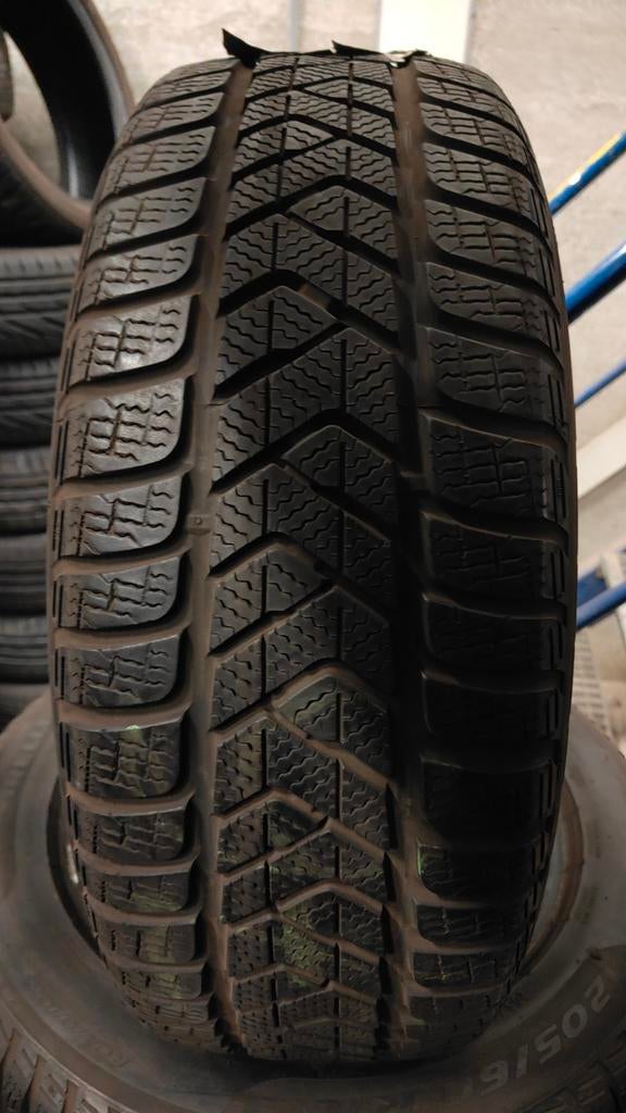 Pneus d'hiver Pirelli 205/60 r16 205/60r16 205/60/r16, Enlèvement