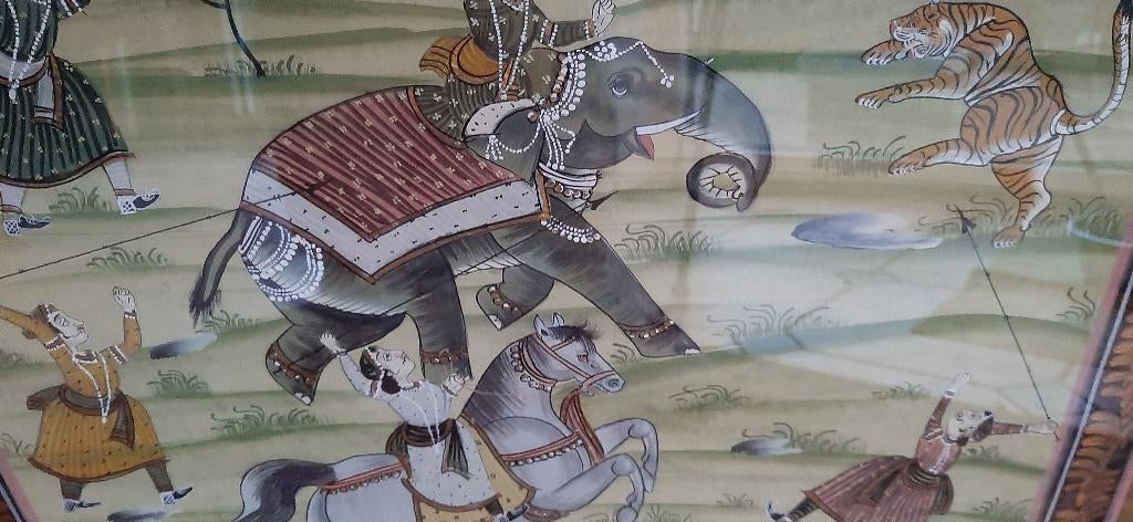 Tableau indien - Peinture sur soie - Chasse au tigre, Maison & Meubles, Accessoires pour la Maison | Cadres, Utilisé, Enlèvement ou Envoi