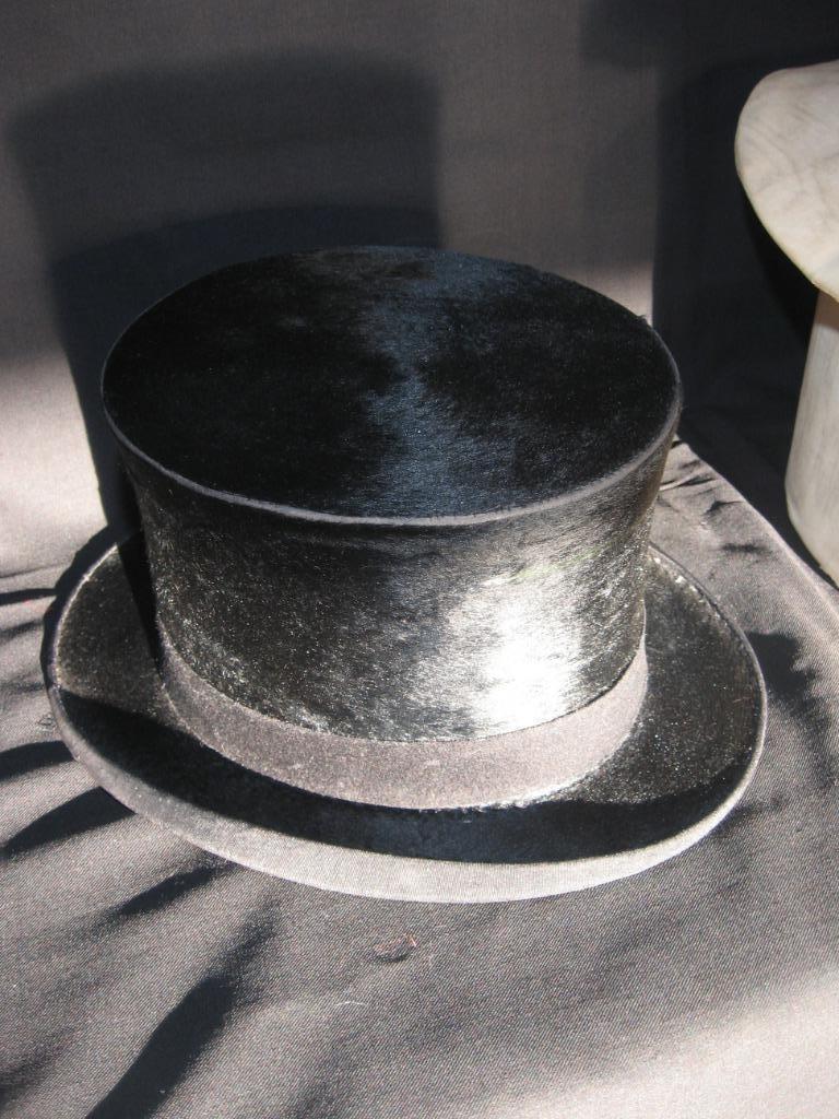 chapeau haut de forme, Enlèvement ou Envoi, Porté, 57 cm (M, 7⅛ pouces) ou moins, Chapeau