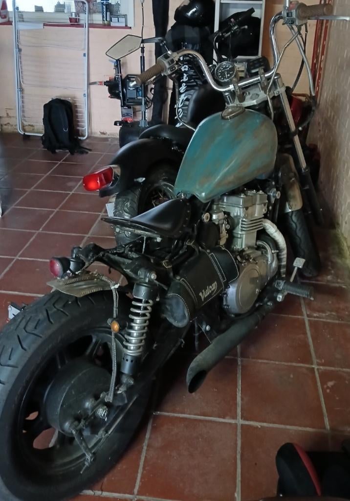 Kawasaki Vulcan EN 500, Motos, Motos | Kawasaki, Plus de 35 kW, Chopper, 2 cylindres, 498 cm³