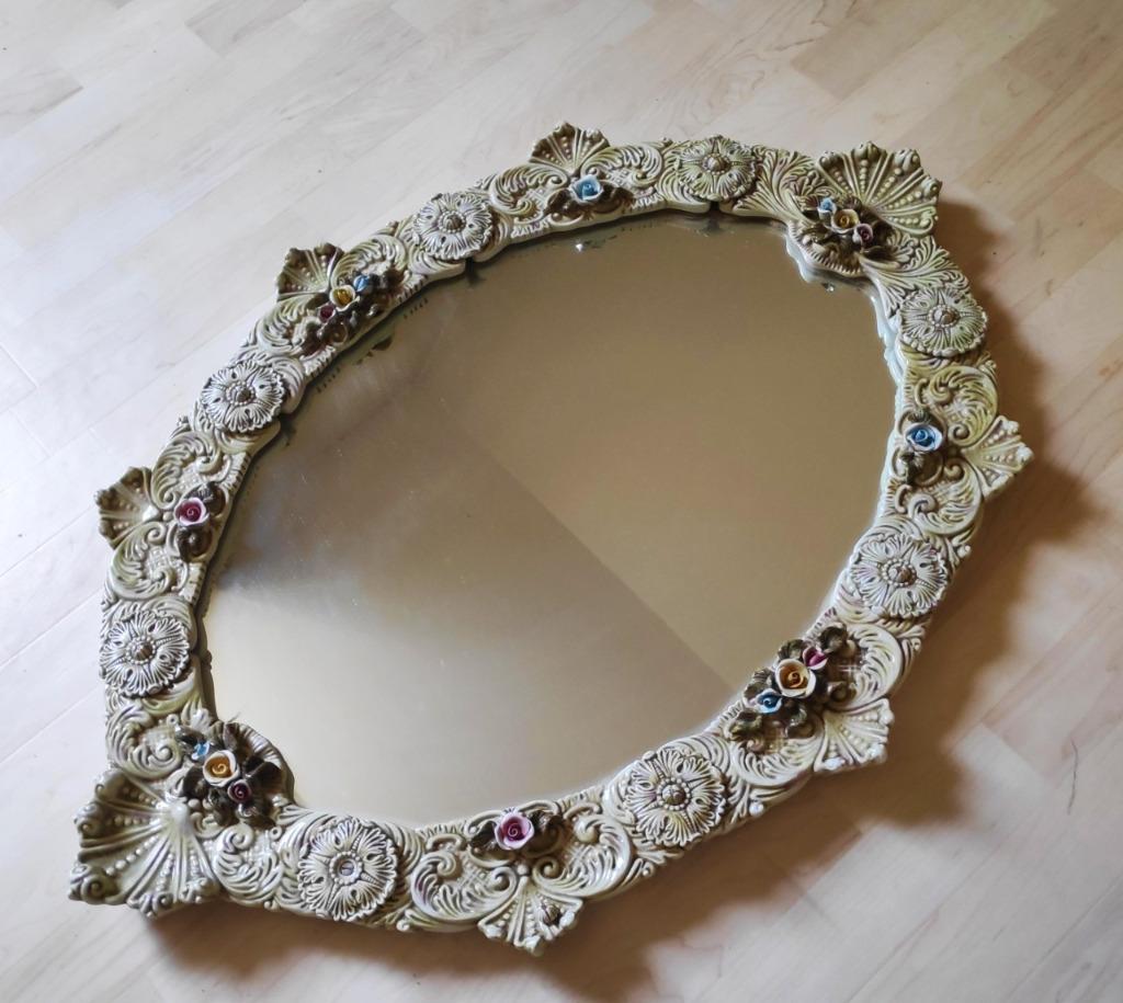 GRAND MIROIR EN PORCELAINE ITALIENNE, Enlèvement