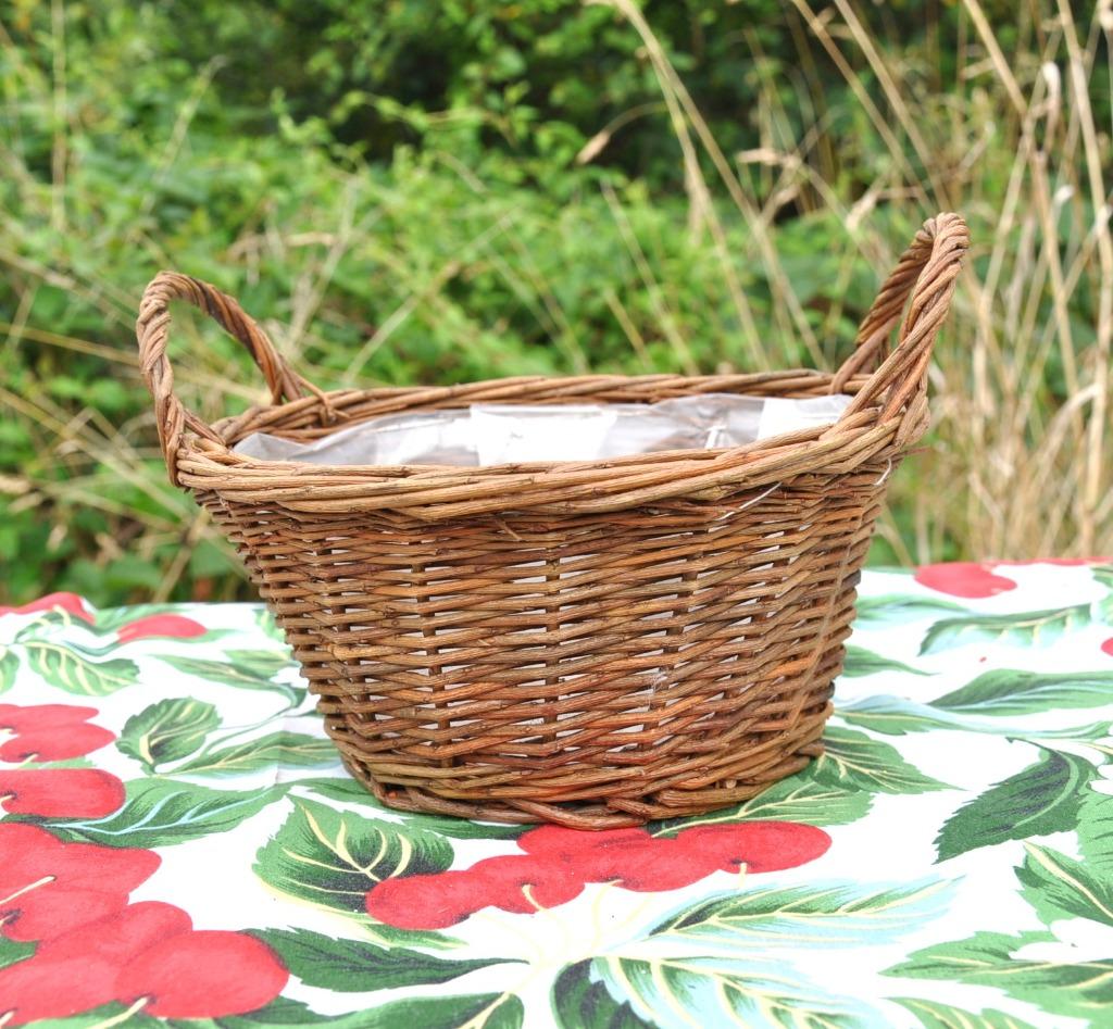 panier rond en rotin doublé plastique pour montage floral, Enlèvement ou Envoi, Osier, Rond, Panier