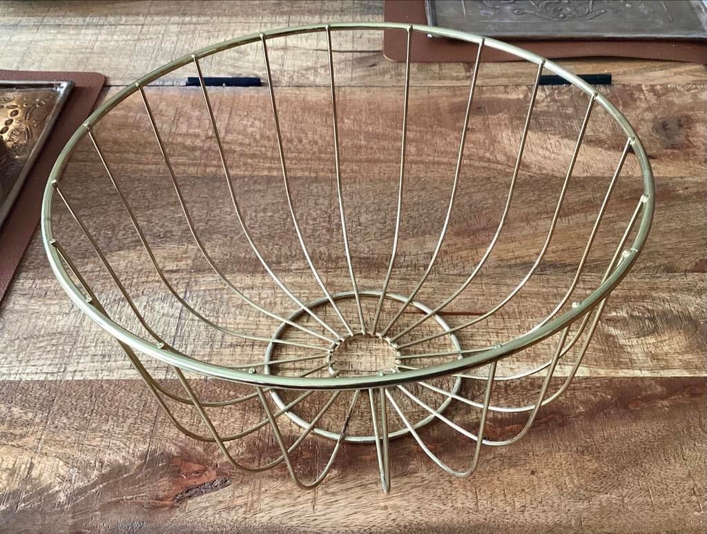 Fruitmand goudkleurig 🧺 🍎🍇🍊🍐🍌, Ophalen of Verzenden, Zo goed als nieuw