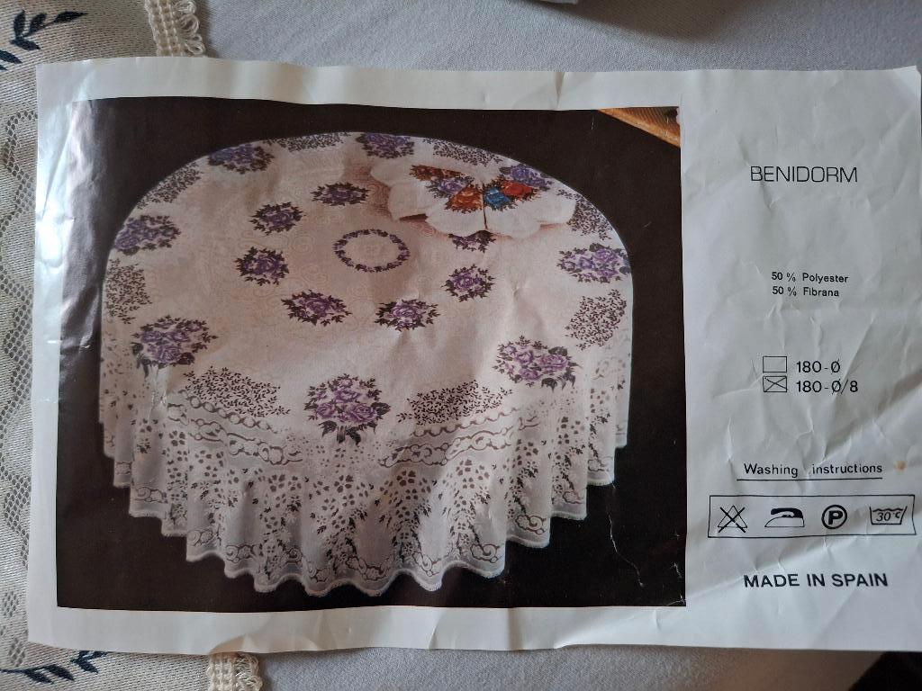 Vintage rond tafelkleed (180cm) Benidorm (8 onderleggers), Ophalen of Verzenden, Zo goed als nieuw, Rond, Binnen