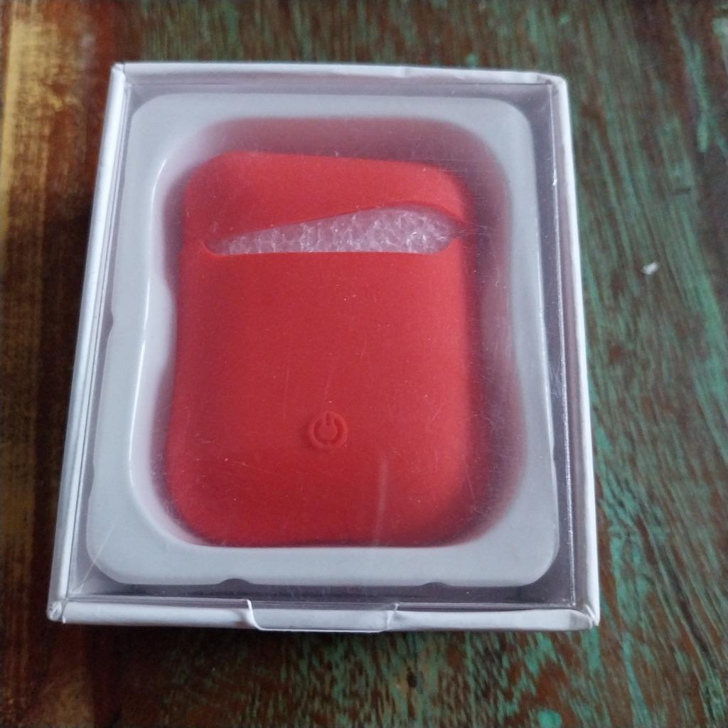 RODE SILICONEN HOES voor AirPods - Nieuw en verpakt, Ophalen, Nieuw, In oorschelp (earbud)