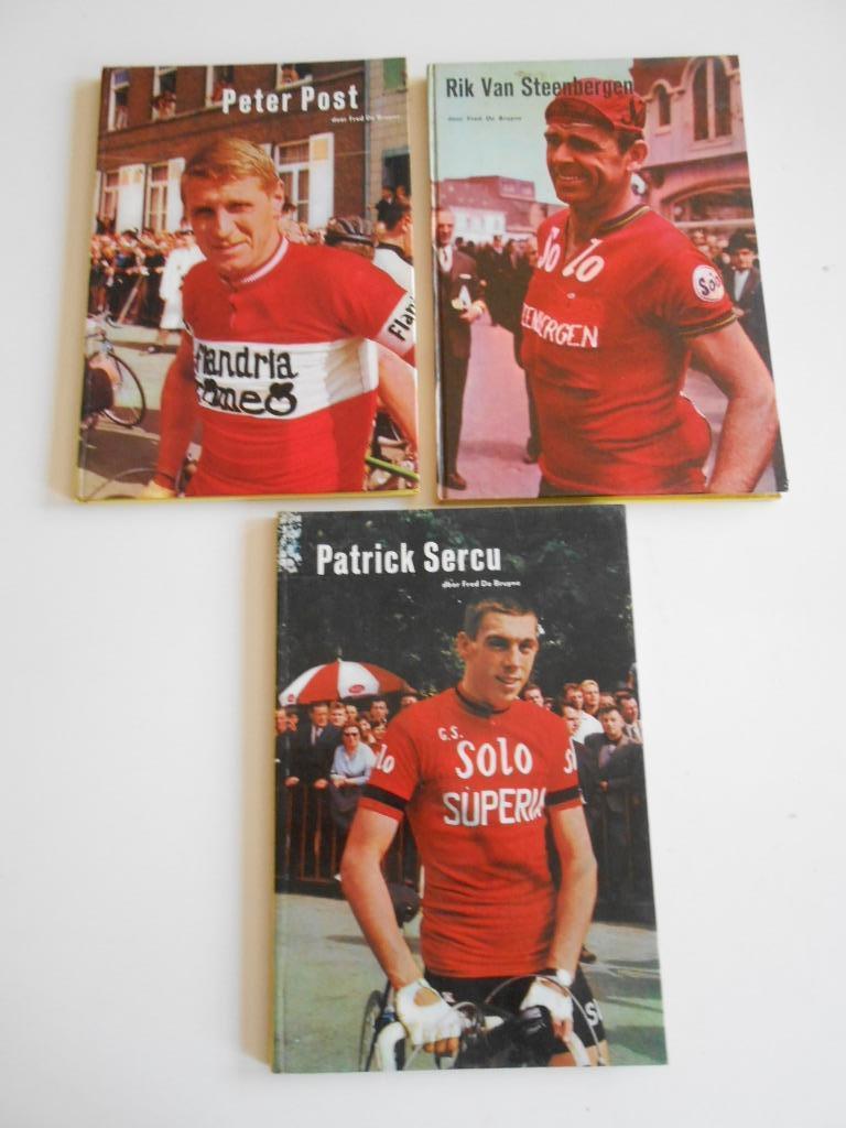 3 boekjes wielrenners door Fred De Bruyne . Hardcovers, Boeken, Ophalen of Verzenden
