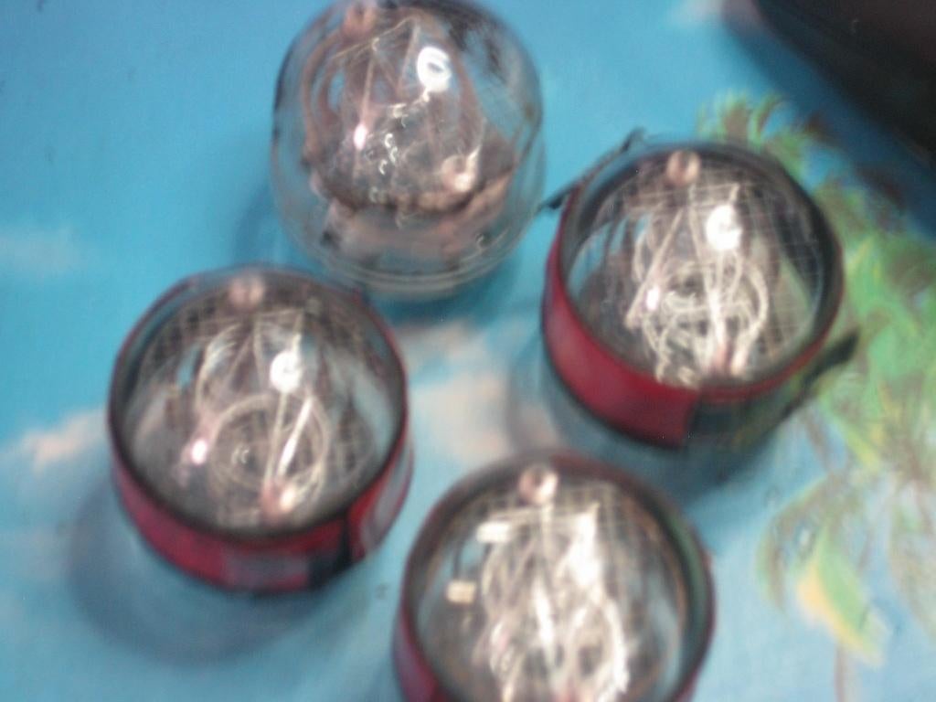 Nixie Buis HB-106 / 8844 - 4Stuks, Ophalen of Verzenden