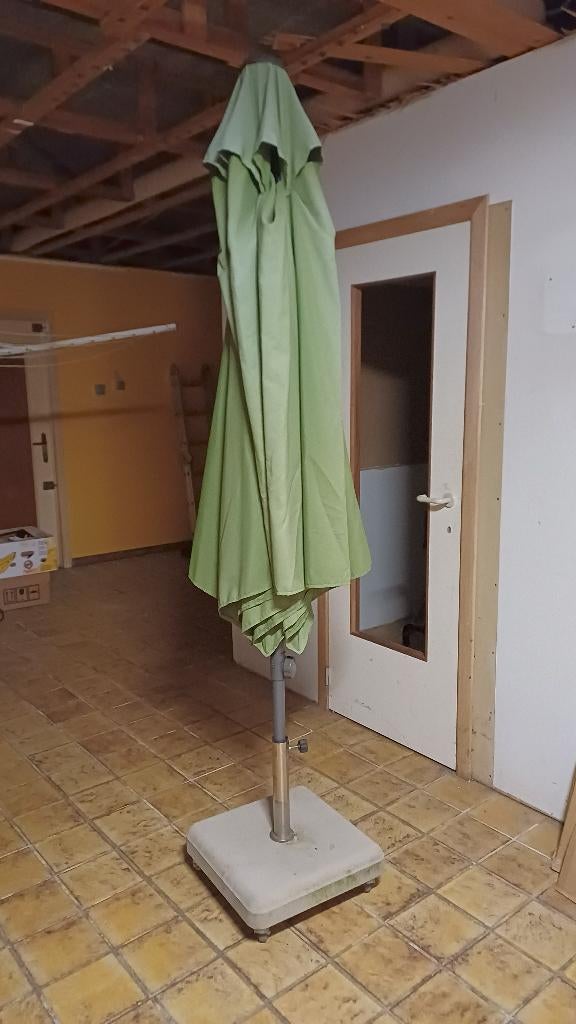 Parasol, Ophalen, Zo goed als nieuw, Stokparasol, Kantelbaar