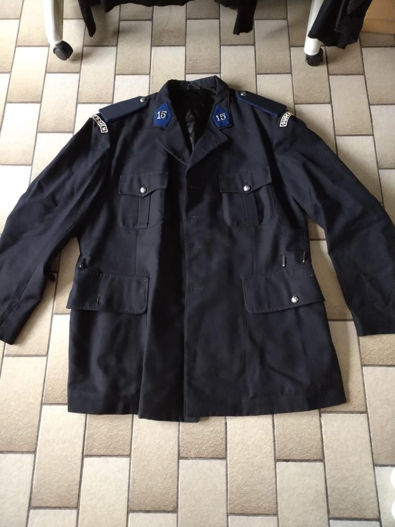 Veste de police, Enlèvement ou Envoi, Autres