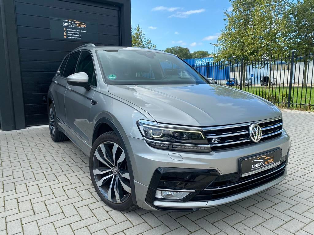 Volkswagen Tiguan 2.0 TDI 4M 3X R-Line 240PK Bom Vol, Auto's, Volkswagen, Leder, Bedrijf, SUV of Terreinwagen, Euro 6
