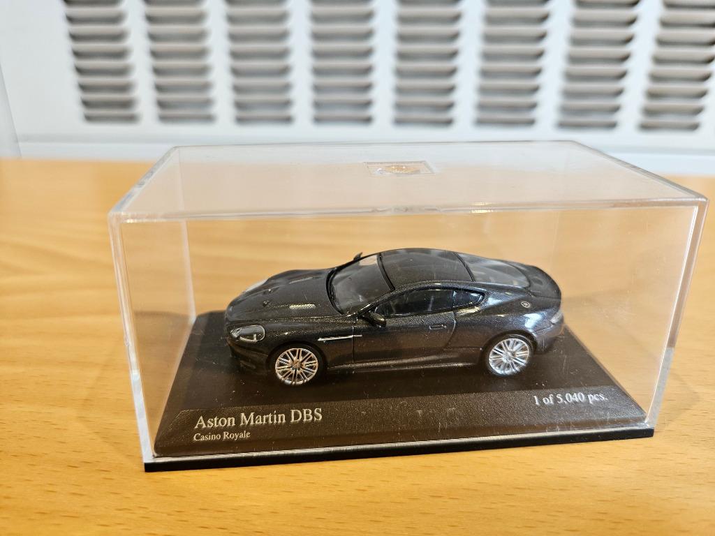 Aston Martin DBS "Casino Royale" 1/64 modelauto, Ophalen of Verzenden, Nieuw, Auto