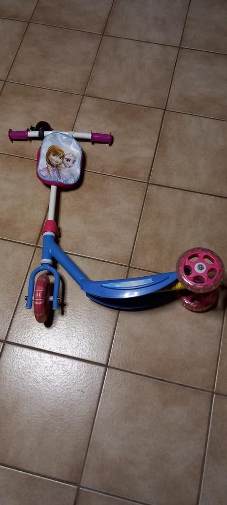 Step Cars et Frozen jusqu'à 20 kg, Enlèvement ou Envoi, Comme neuf, Step simple, Disney