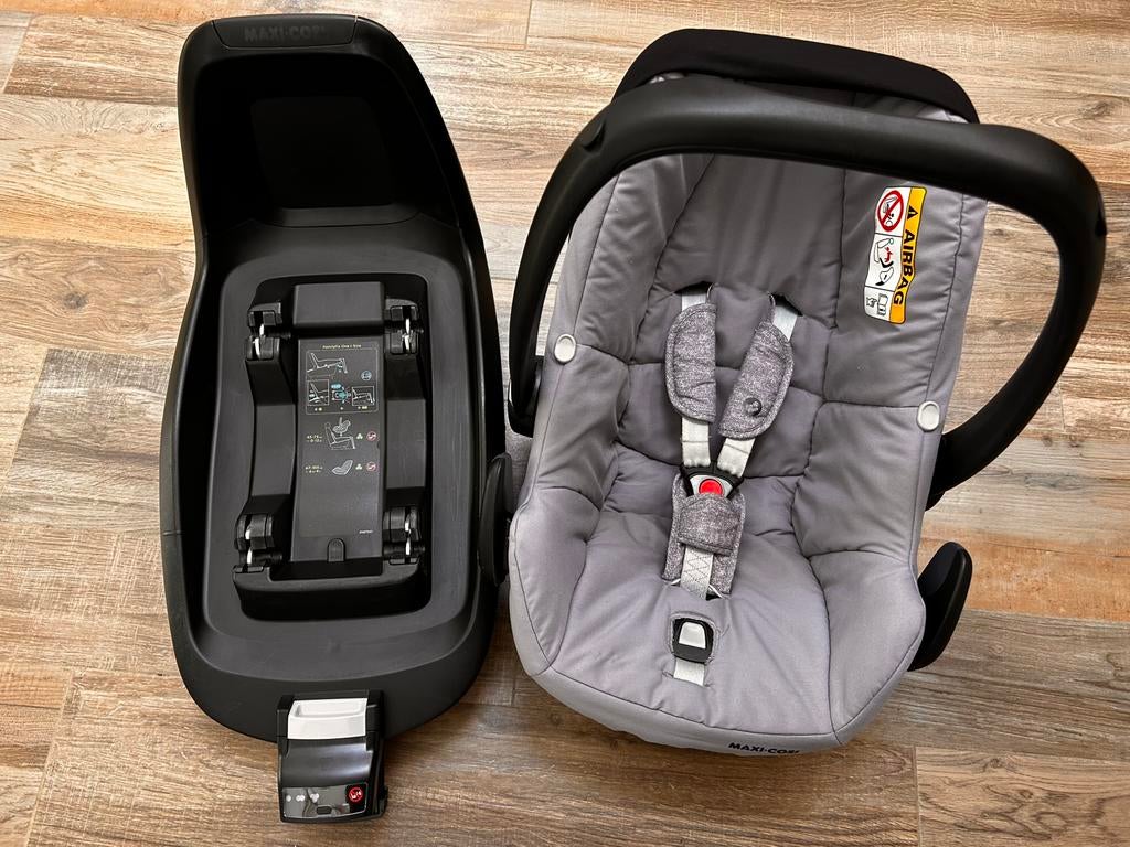 Maxi-Cosi Rock + Maxi Cosi Isofix base - heel nette staat, Enfants & Bébés, Sièges auto, Comme neuf, Maxi-Cosi, Isofix, Enlèvement