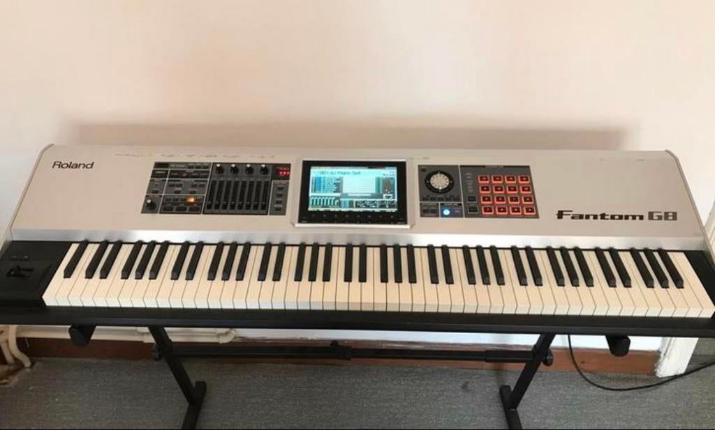 Roland Fantom G8, Comme neuf, 88 touches, Roland