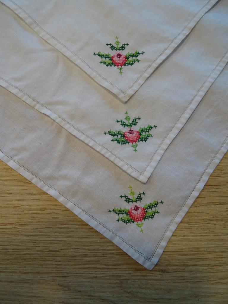 Vintage 8 sierdoekjes met borduursel, Ophalen of Verzenden
