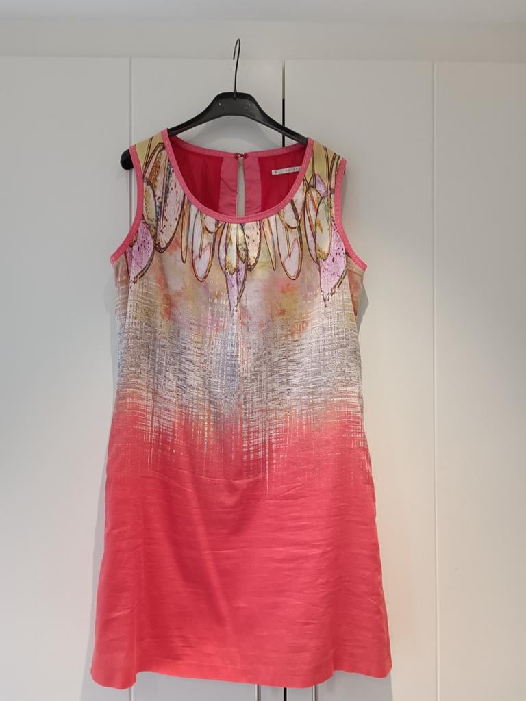 Fleurig zomerkleedje van het merk Xandres, maat 40, Kleding | Dames, Jurken, Ophalen of Verzenden, Maat 38/40 (M), Boven de knie