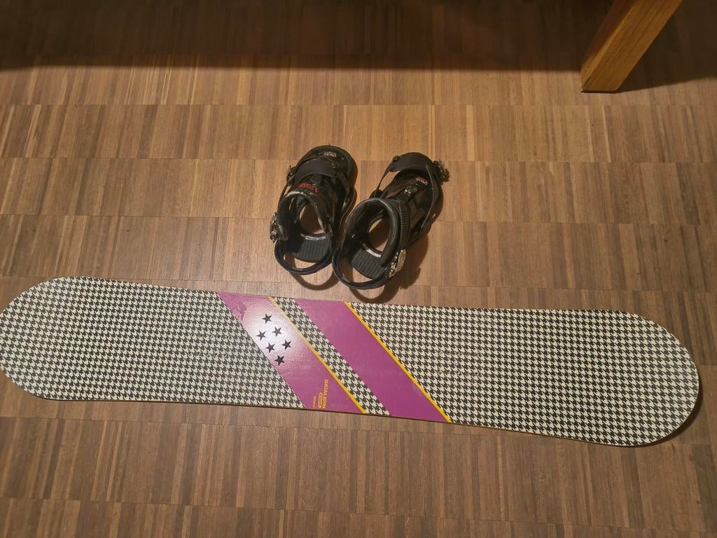 Snowboard 151cm Bataleon, Sport en Fitness, Ophalen, Bindingen