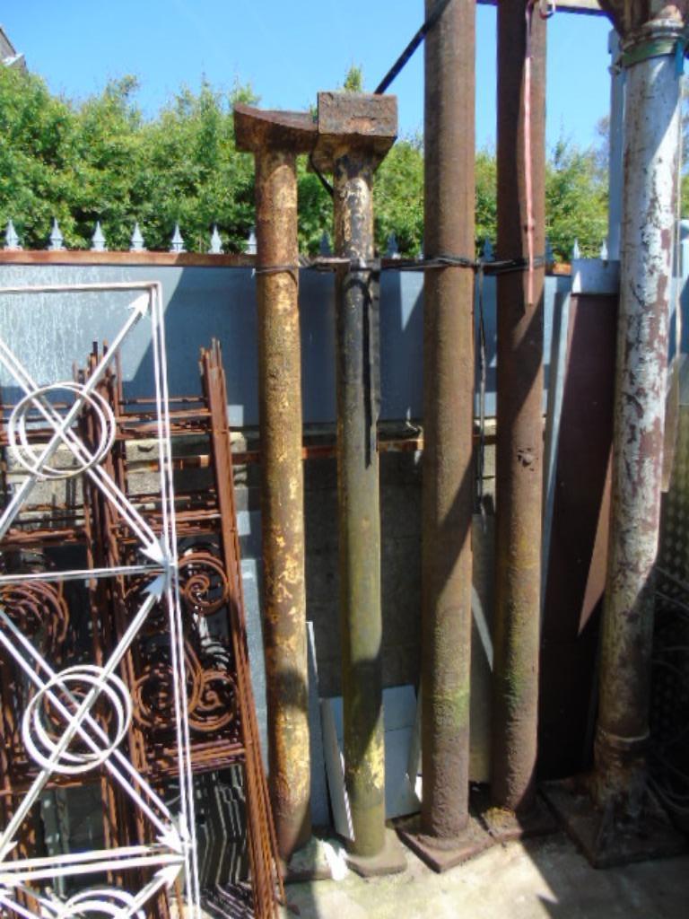 gietijzeren kolom of pilaar, 2 stuks 650E, hoogte 2 m 05 cm!, Tuin en Terras, Palen, Balken en Planken, Gebruikt, Palen, 180 tot 250 cm