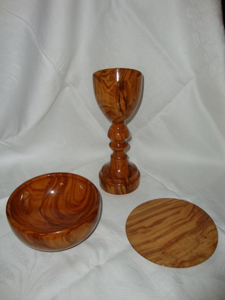 Calice / ciboire avec accessoires en bois de noyer,haut 23cm, Antiquités & Art, Antiquités | Objets religieux, Enlèvement ou Envoi