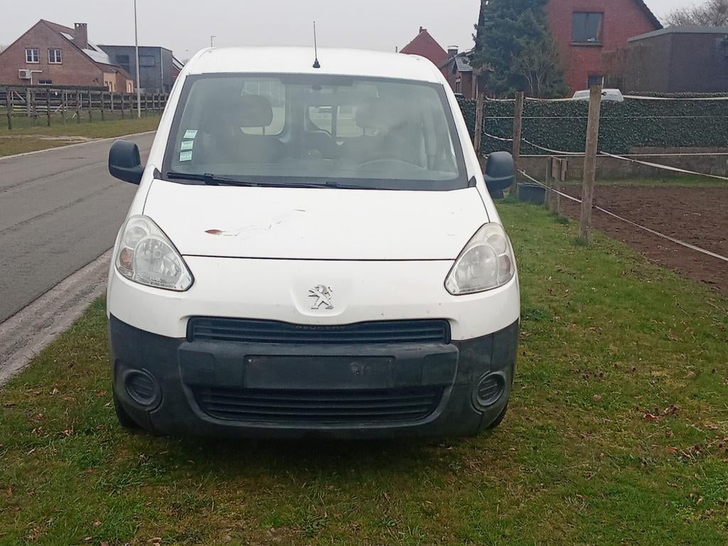 Peugeot partner Euro 5b, Voorwielaandrijving, Euro 5, Stof, 680 kg