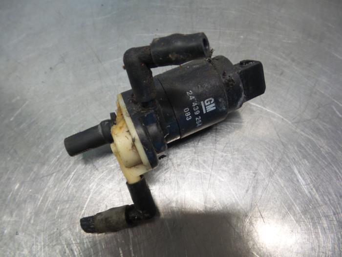 Pompe lave-glace avant d'un Opel Corsa (Corsa C 00-), -, Opel, 3 mois de garantie, Utilisé