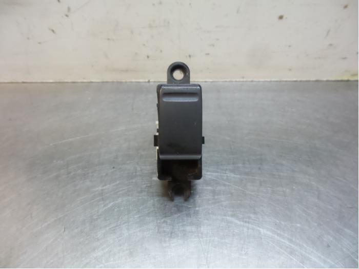 Elektrisch Raam Schakelaar van een Nissan X-Trail (X-Trail 0, Gebruikt, -, -, Ophalen of Verzenden