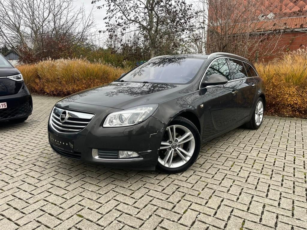 Opel Insignia 2.0 - 2013/205.000km/Euro 5 - Manueel, Auto's, Opel, Bluetooth, Leder, Zilver of Grijs, Insignia