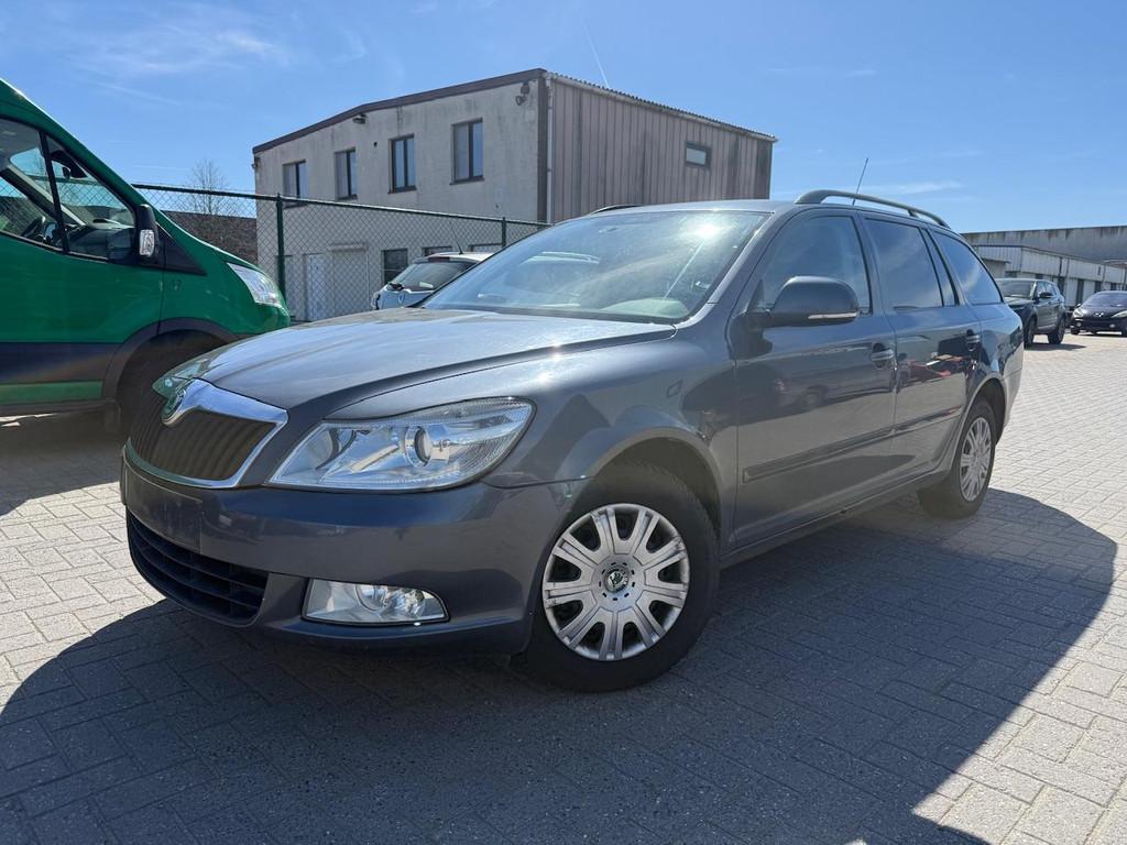 Skoda Octavia Combi 1.6 TDI Airco ONLY EXPORT, Autos, Skoda, Achat, Entreprise, Boîte manuelle, 5 portes
