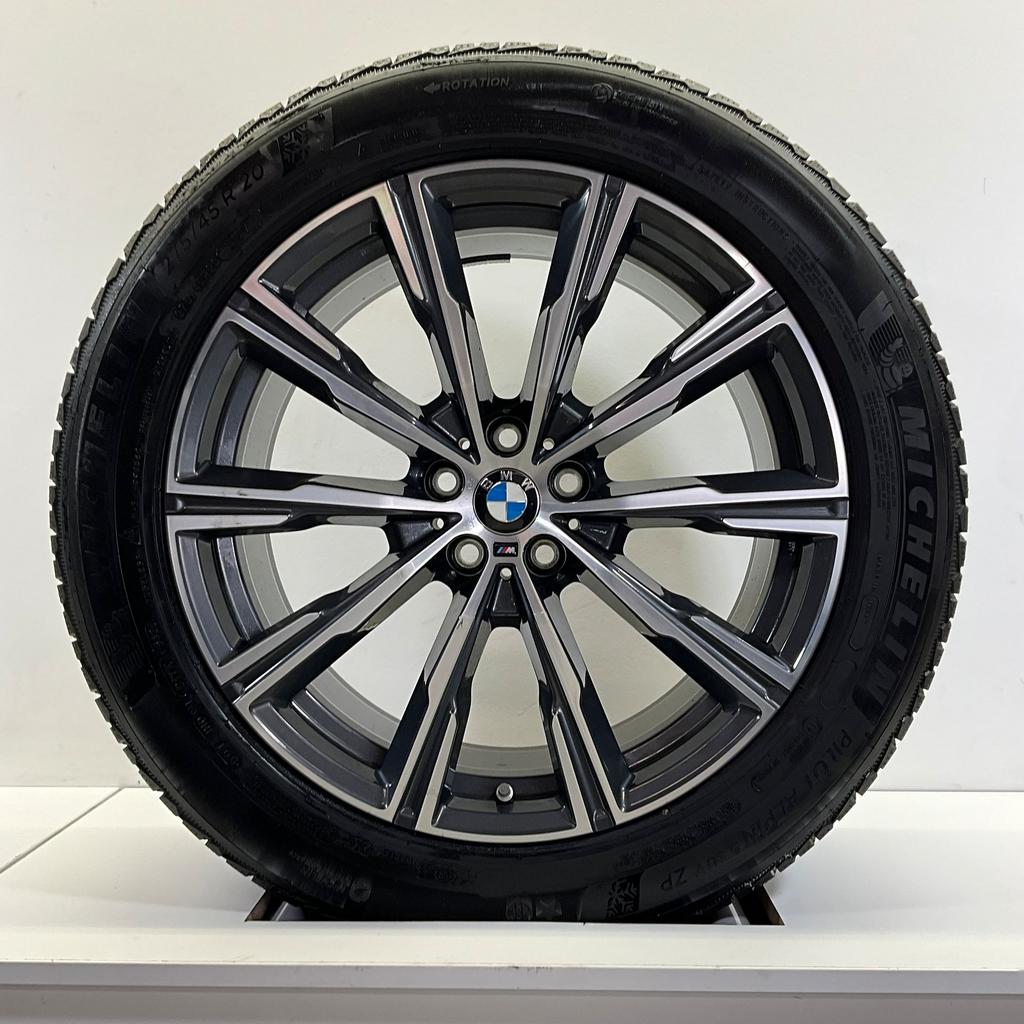 BMW X5 G05 EN X6 G06 SET VELGEN + WINTERBANDEN 20 INCH ORIG., Auto-onderdelen, Gebruikt, -, 275 mm, -