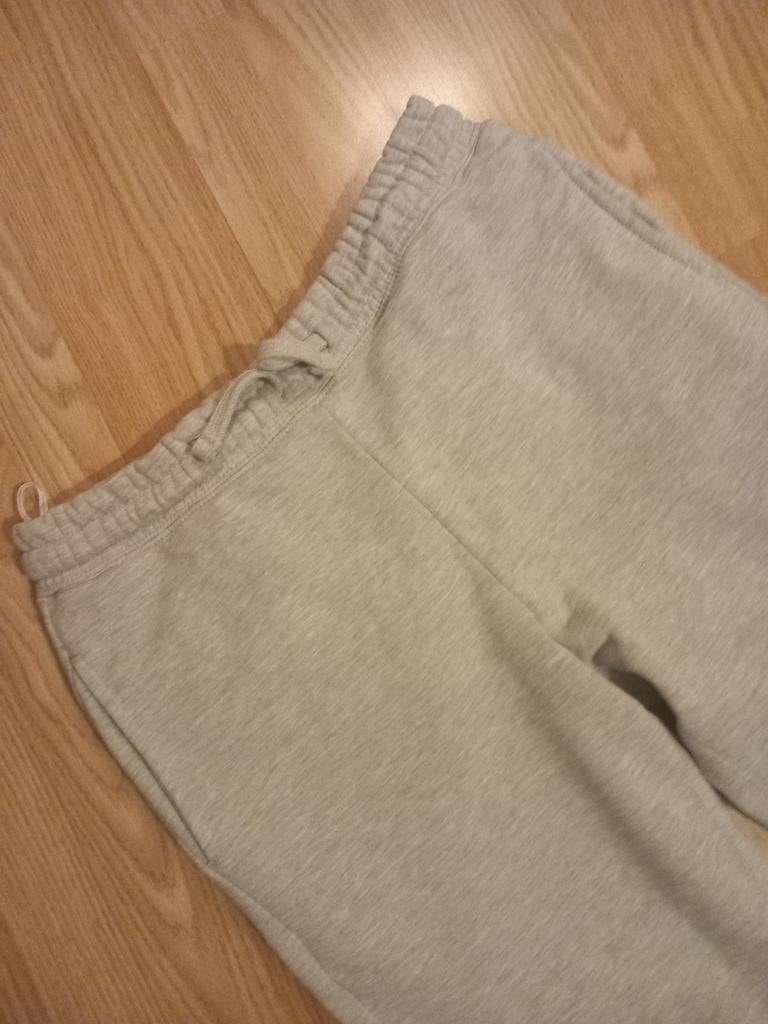 Training basic nieuw, Ophalen of Verzenden, Nieuw, Maat 36 (S), Grijs