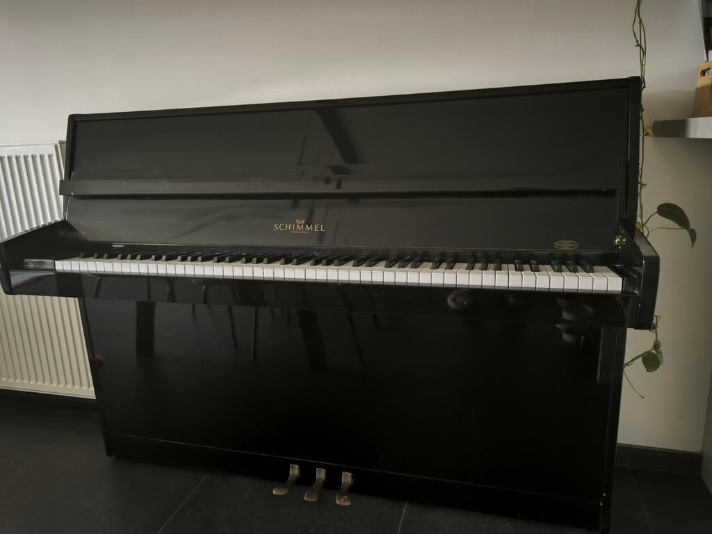 Zwarte buffetpiano, merk Schimmel, Muziek en Instrumenten, Piano's, Ophalen