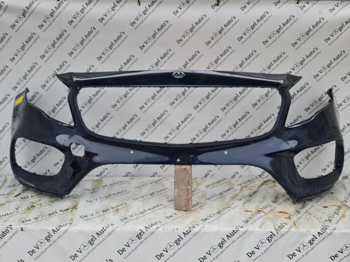 Voorbumper van een Mercedes GLA, Gebruikt, -, Ophalen of Verzenden, Bumper