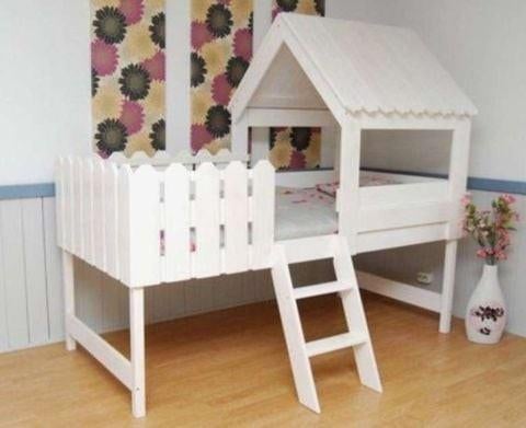 Boomhut bed incl matras in zeer mooie staat, Ophalen, Matras