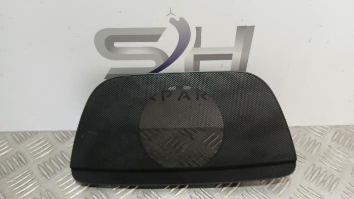 Chapeau de haut-parleur d'un Mercedes CLA, Autos : Pièces & Accessoires, Habitacle & Garnissage, Mercedes-Benz, Utilisé, 3 mois de garantie