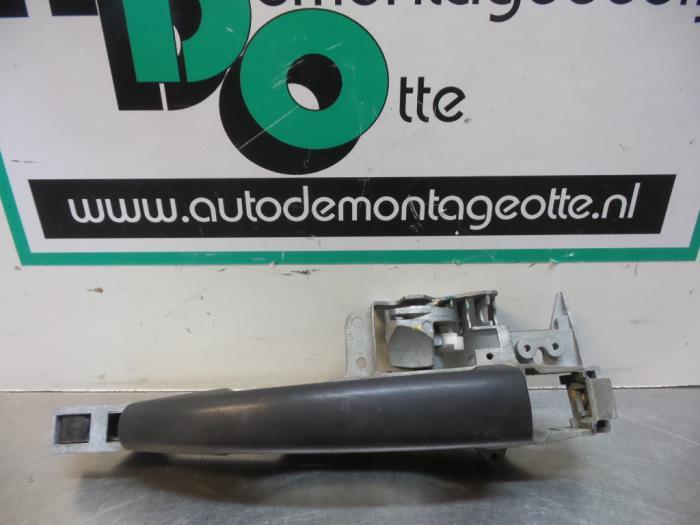 Poignée portière 2portes gauche d'un Citroen C4 (C4 04-), -, Utilisé, -, -