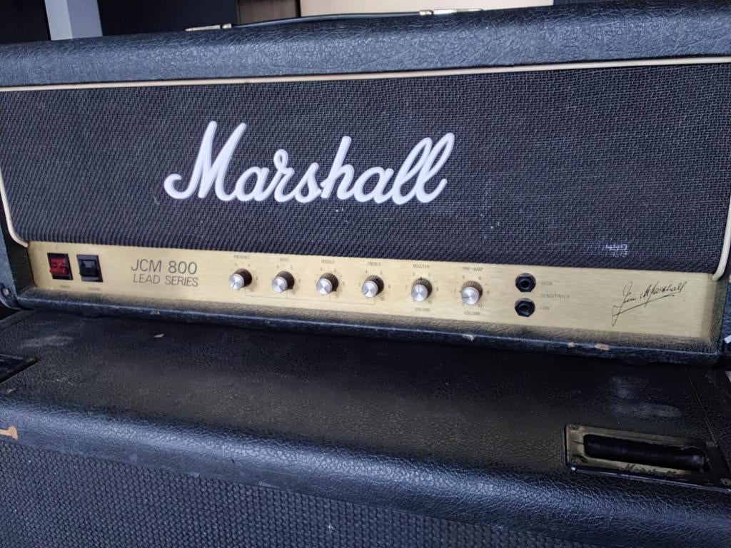 Marshall jcm800 + enceinte 1960b, Enlèvement