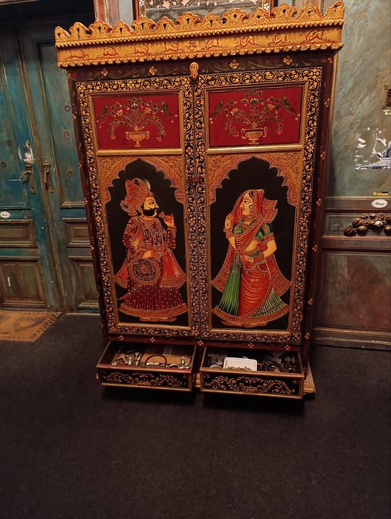 Armoire orientale, Ophalen