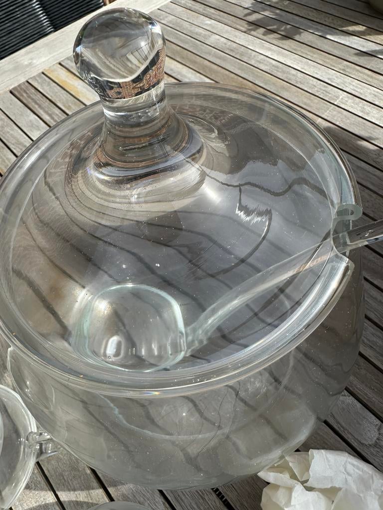 Glazen Punch bowl en 6 glaasjes en lepel ,, Ophalen