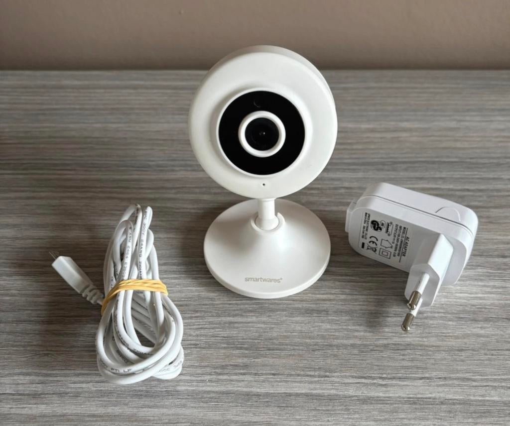 Smartwares CIP-3721OAT indoor wifi beveiligingscamera, Ophalen, Gebruikt, Binnencamera