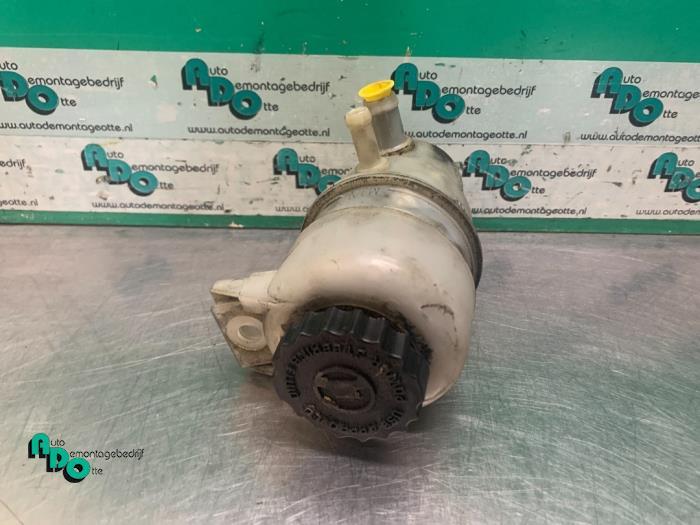 Réservoir d'huile direction assistée d'un Dodge Caliber, Autos : Pièces & Accessoires, -, 3 mois de garantie, Utilisé, Dodge