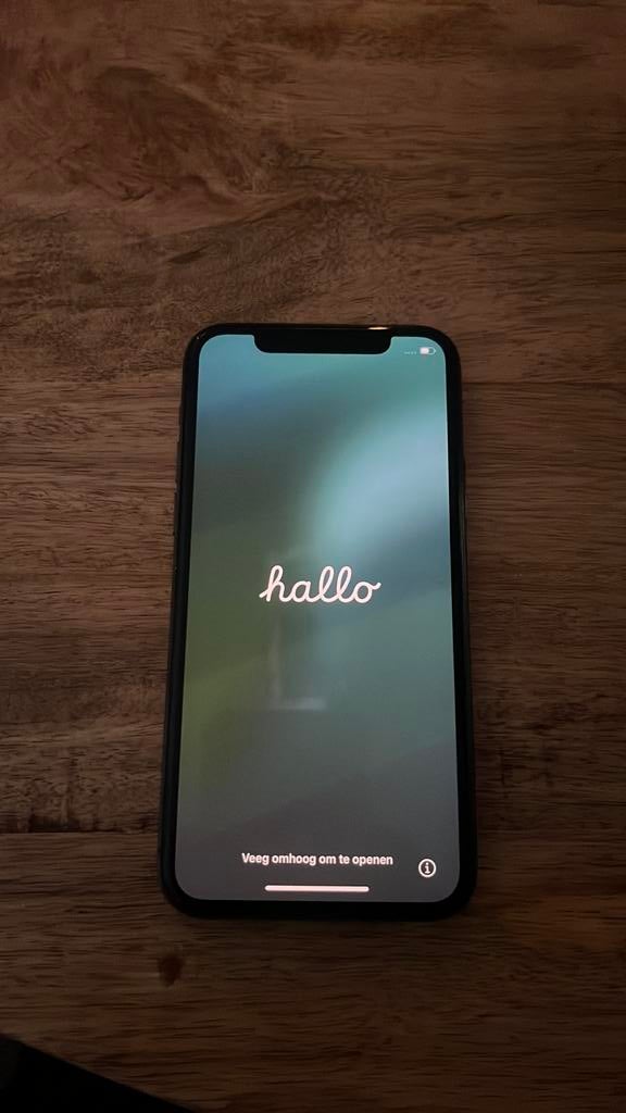 iPhone 11 pro, Avec simlock (verrouillage SIM), Enlèvement, Utilisé, Noir
