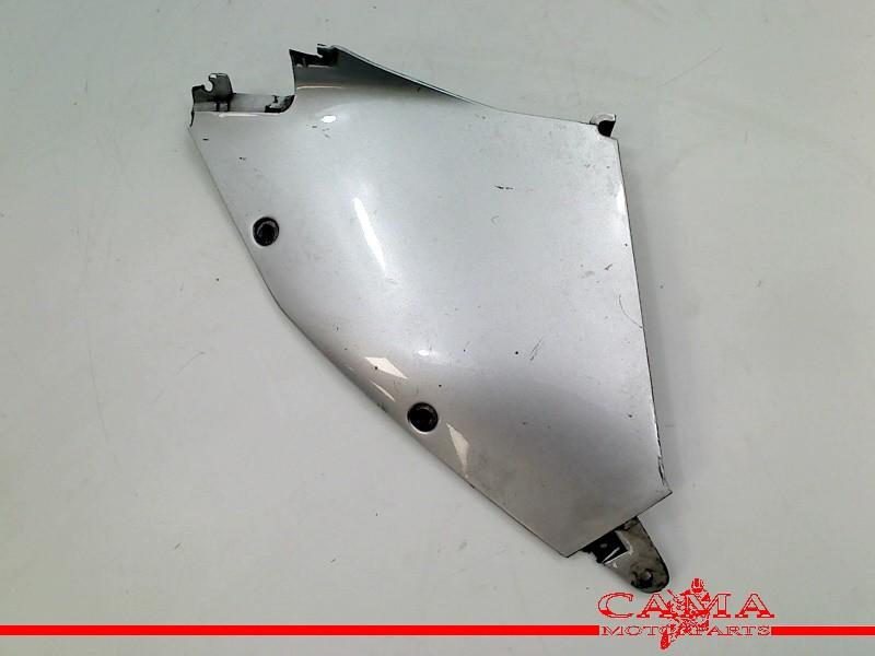 CARENAGE INTERNE PANNEAU DROIT Yamaha (4TV-2835K-00), Dhr. S. di Majo, Utilisé, Info@cama-motorparts.nl, P.J. Troelstraweg 8 8
3144 CX  MAASSLUIS, NL