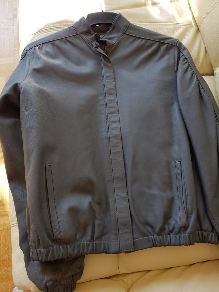 Leder dames vest, grijs, maat 44, goede staat, Ophalen, Zo goed als nieuw, Maat 42/44 (L), Grijs