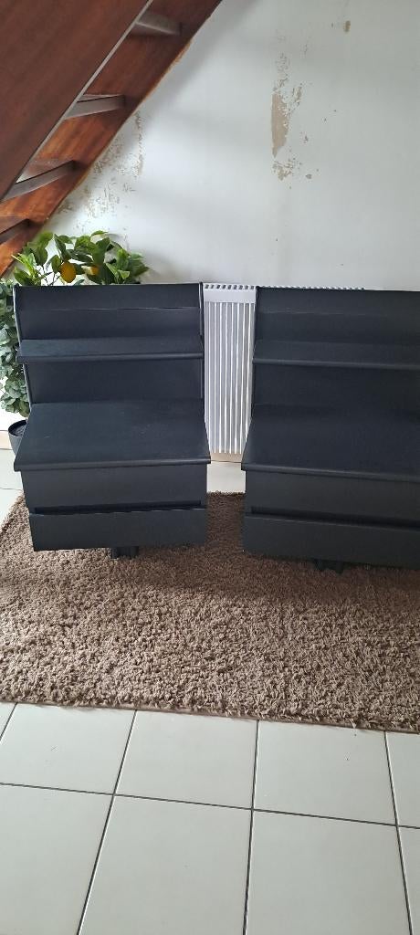 Nachtkastjes gratis in zeer goede staat, Huis en Inrichting, Slaapkamer | Nachtkastjes, Ophalen