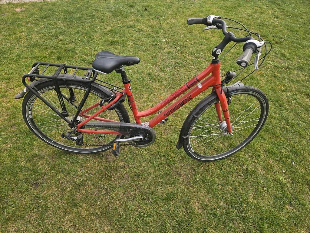 Damesfiets Trek Vienna Nieuwstaat, Fietsen en Brommers, Ophalen, Versnellingen