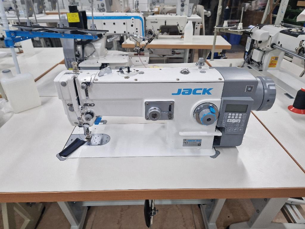 Jack JK-1530D-CQ – Full Automaat – Zigzag naaimachine 2, Hobby & Loisirs créatifs, Machines à coudre & Accessoires, Neuf, Machine à coudre