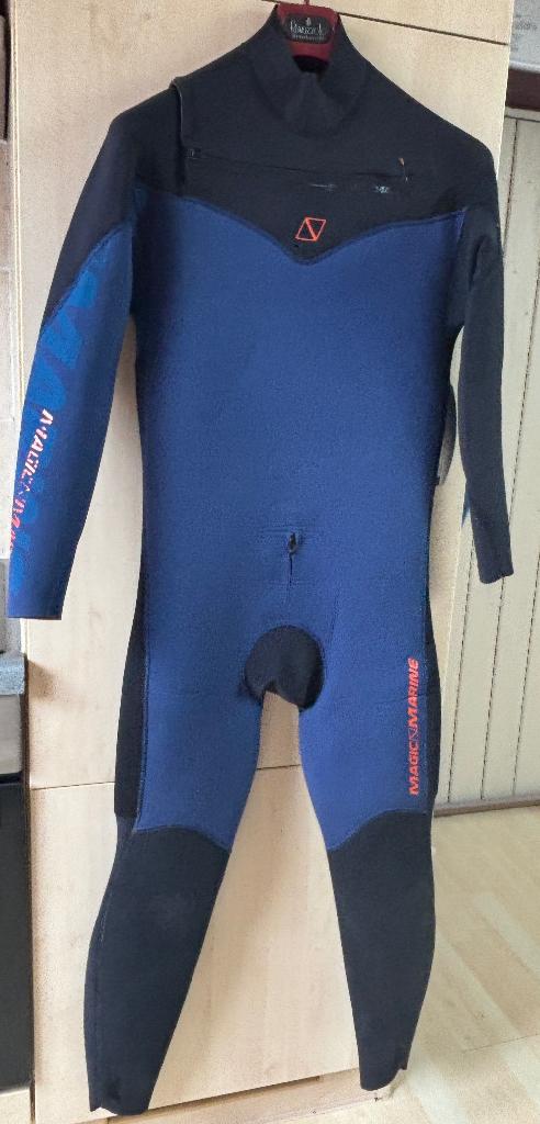Combi de surf Magic Marine 4/3 mm état neuf - Taille M/L, Enlèvement, Comme neuf, Autres types