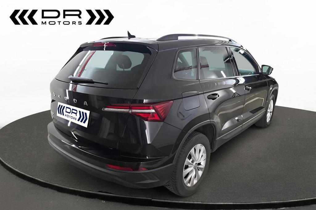 Skoda Karoq DSG - NAVI - ELEKTRISCHE KOFFER, 1498 cc, 4 cilinders, 0 kg, Zwart