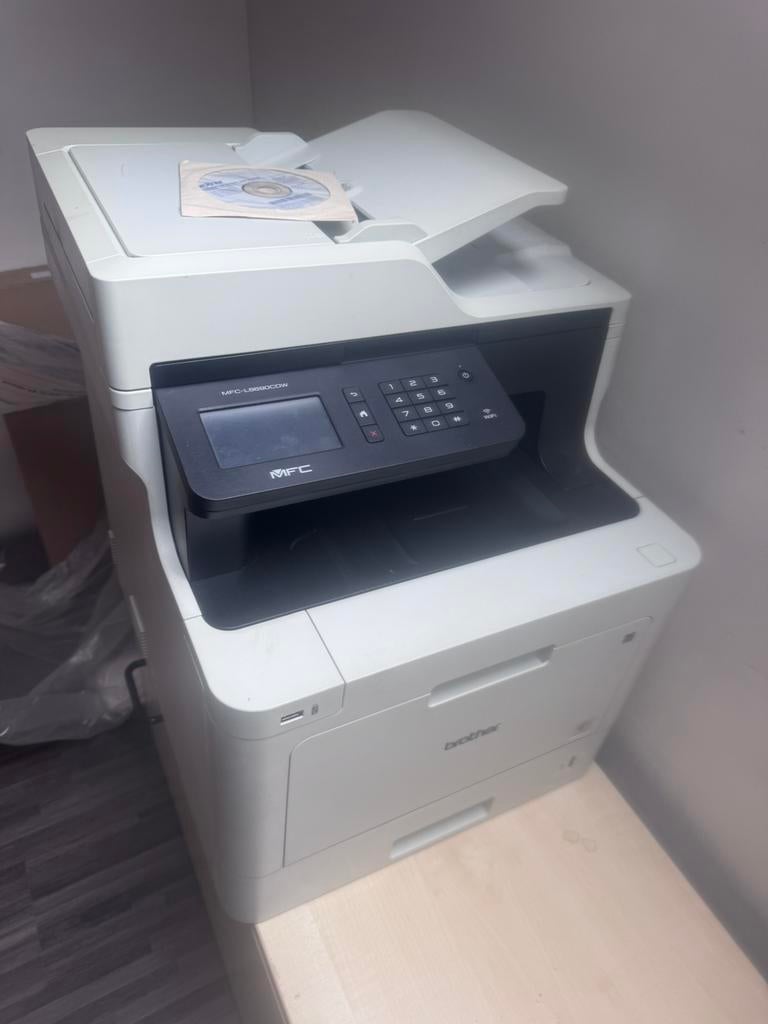 Brother laser kleurenprinter MFC L8690CDW, Computers en Software, Printers, Ophalen, Zo goed als nieuw, Printer