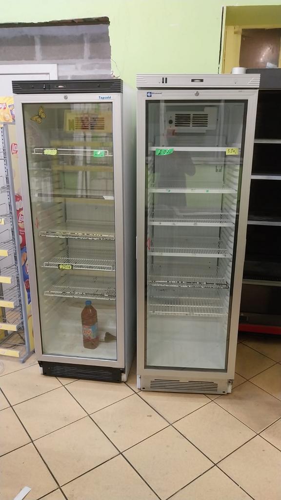 Frigos magasin a vendre, Ophalen, Zo goed als nieuw